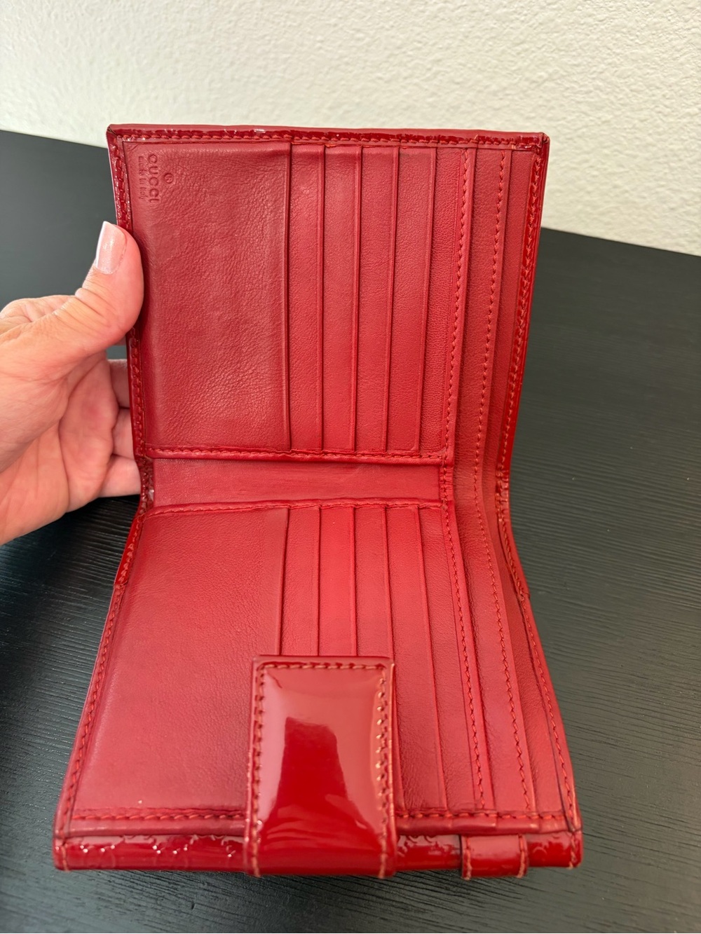 Authentic Gucci Microguccissima patent leather wallet in Red - Picture 5 of 10
